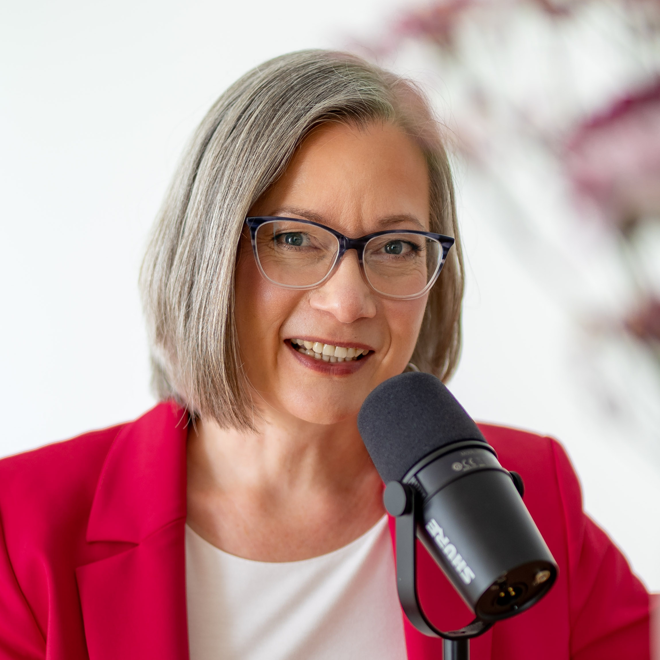 #052 – Tabuthema Suizid: Warum offene Worte und ehrliche Fragen Leben retten können – mit Anja Hoffmann